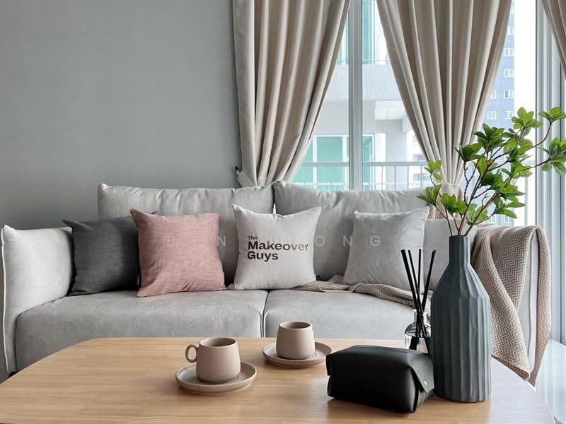 Service Residence for Sale at Serviced Residence @ Razak City Residences (RC Residences) - Ben Yeong - Living Room - PropertyGuru.com.my