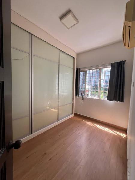 Condominium for Sale at Awana Puri - Taufiq Azlan - Bedroom - PropertyGuru.com.my