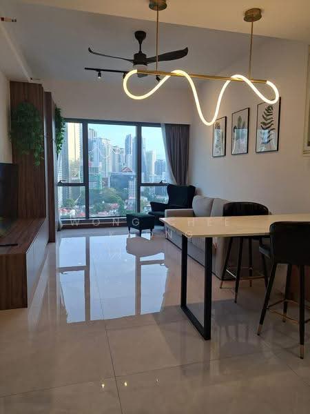 Kediaman Servis untuk Dijual di Core Residence @ TRX - Wong Chee Keong - Living Room - PropertyGuru.com.my