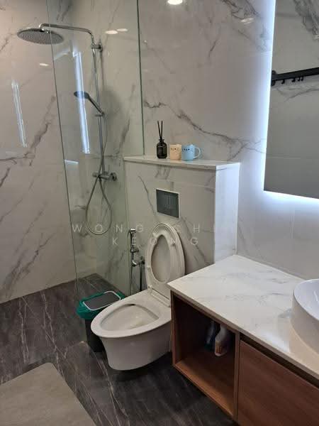 Kediaman Servis untuk Dijual di Core Residence @ TRX - Wong Chee Keong - Bathroom - PropertyGuru.com.my