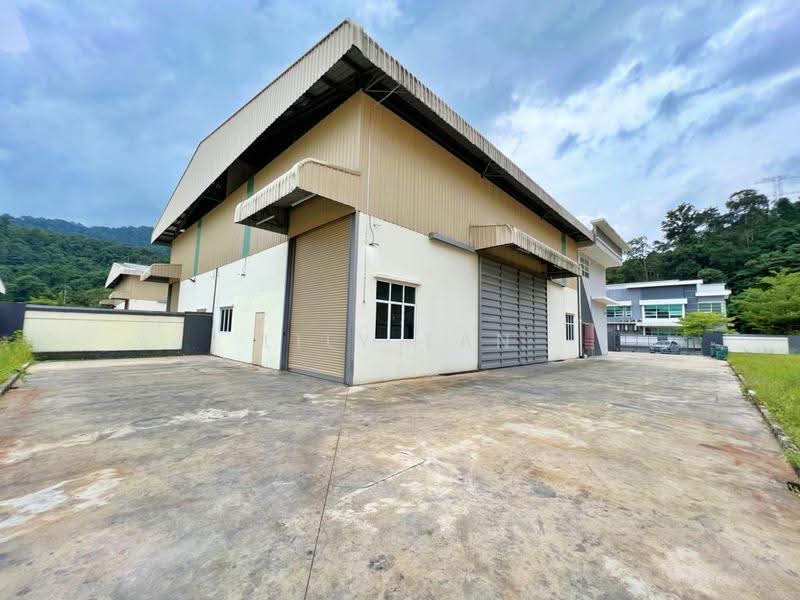 Factory for Sale in Hi-Tech Industrial Park (Semenyih) - Lily Tan - Exterior - PropertyGuru.com.my
