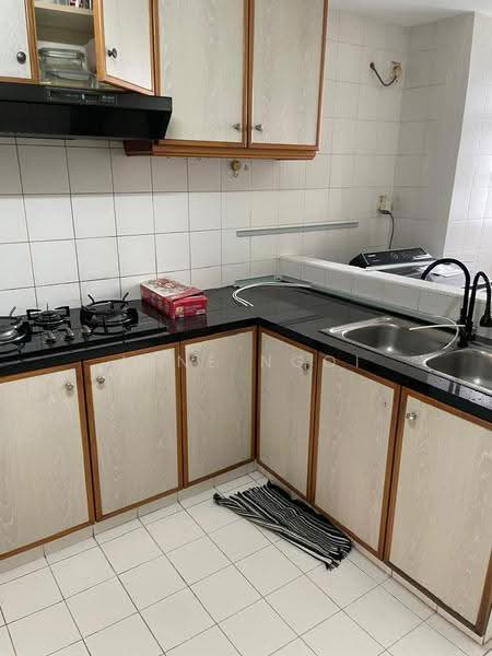 Kondominium untuk Disewa di The Straits View Condominium - Jane Ngoi - Kitchen - PropertyGuru.com.my