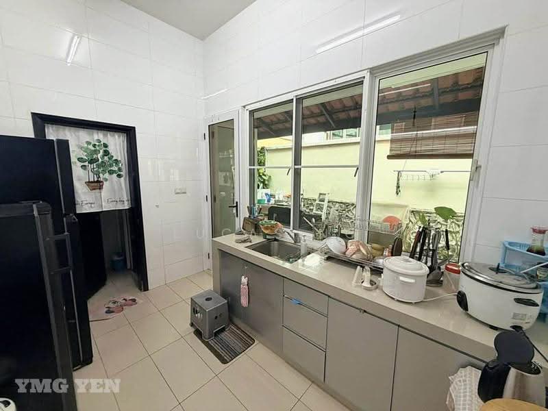 Semi-Detached House for Sale in Setia Eco Park (Setia Alam) - Lucas Ng - Kitchen - PropertyGuru.com.my