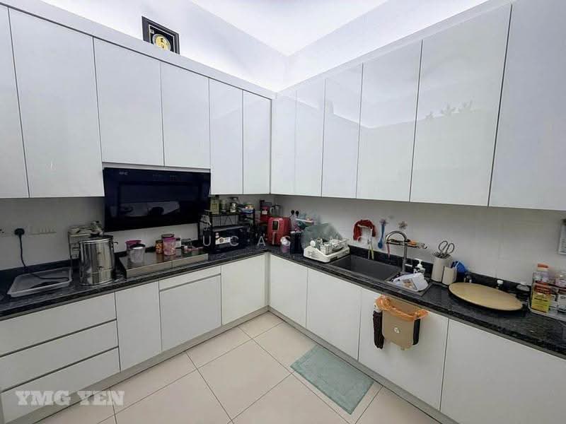 Semi-Detached House for Sale in Setia Eco Park (Setia Alam) - Lucas Ng - Kitchen - PropertyGuru.com.my
