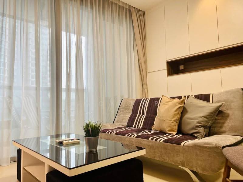 Kediaman Servis untuk Dijual di Arcoris SOHO - Jack Hor - Living Room - PropertyGuru.com.my
