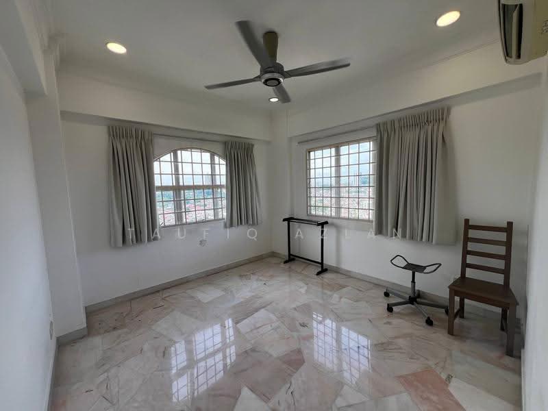 Condominium for Sale at Awana Puri - Taufiq Azlan - Interior - PropertyGuru.com.my