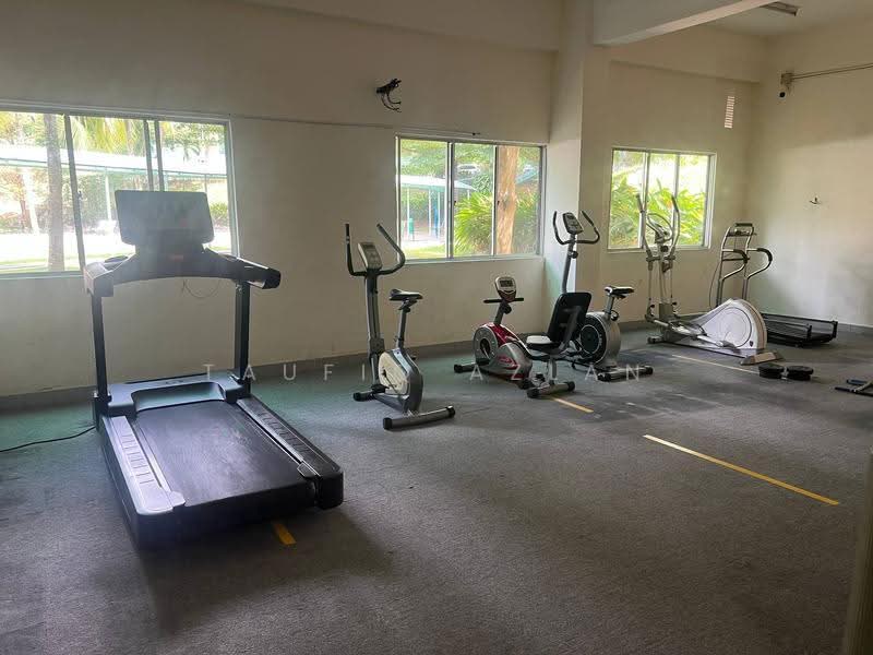 Condominium for Sale at Awana Puri - Taufiq Azlan - Gym - PropertyGuru.com.my