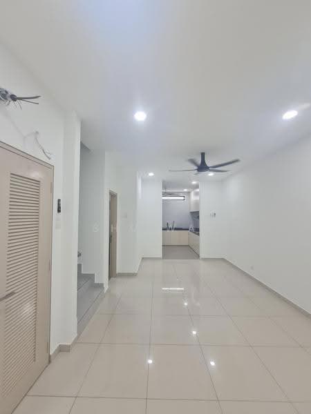 Rumah Teres 3-Tingkat untuk Disewa di BANDAR PUCHONG JAYA (Puchong) - Shu Wai - Interior - PropertyGuru.com.my