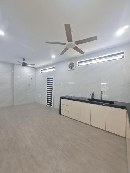Rumah Teres 3-Tingkat untuk Disewa di BANDAR PUCHONG JAYA (Puchong) - Shu Wai - Kitchen - PropertyGuru.com.my