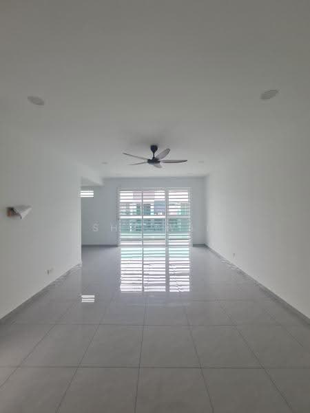 Rumah Teres 3-Tingkat untuk Disewa di BANDAR PUCHONG JAYA (Puchong) - Shu Wai - Living Room - PropertyGuru.com.my