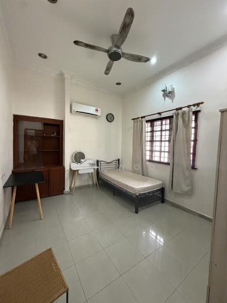 Rumah Teres 2-Tingkat untuk Disewa di Taman Bukit Segar (Cheras) - Ken Woo - Bedroom - PropertyGuru.com.my