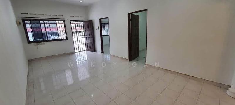 Rumah Teres 1-Tingkat untuk Disewa di Taman Ungku Tun Aminah (Skudai) - Wendy Gan - Interior - PropertyGuru.com.my