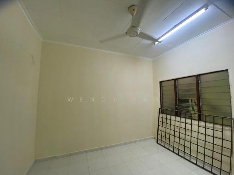 Rumah Teres 1-Tingkat untuk Disewa di Taman Ungku Tun Aminah (Skudai) - Wendy Gan - Interior - PropertyGuru.com.my