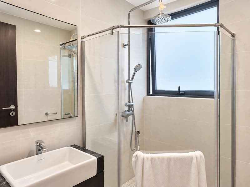 Kondominium untuk Disewa di Amberside @ Country Garden Danga Bay - Ray Lee - Bathroom - PropertyGuru.com.my