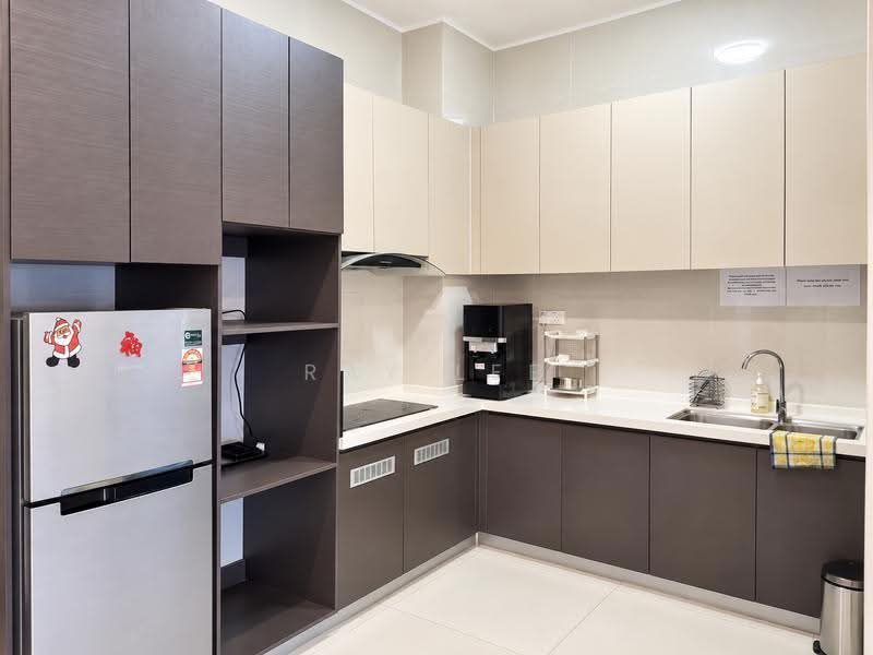 Kondominium untuk Disewa di Amberside @ Country Garden Danga Bay - Ray Lee - Kitchen - PropertyGuru.com.my