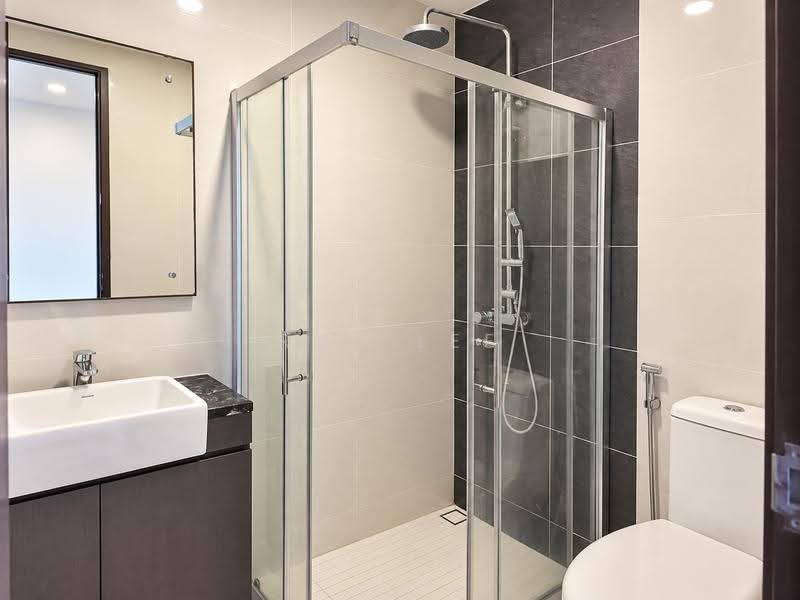 Kondominium untuk Disewa di Amberside @ Country Garden Danga Bay - Ray Lee - Bathroom - PropertyGuru.com.my