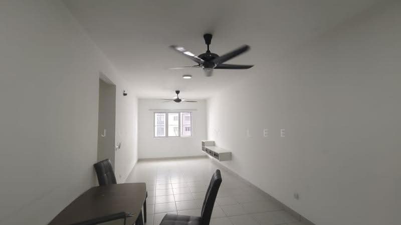 Pangsapuri untuk Dijual di Harmoni @ Eco Majestic - Juneway Lee - Living Room - PropertyGuru.com.my