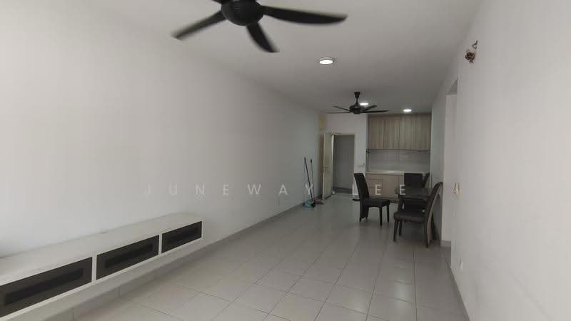 Pangsapuri untuk Dijual di Harmoni @ Eco Majestic - Juneway Lee - Living Room - PropertyGuru.com.my