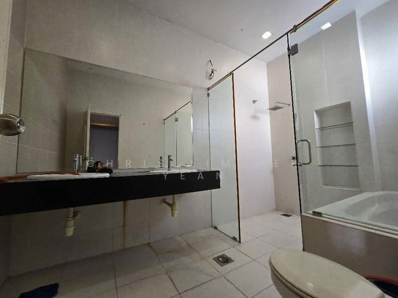 Semi-Detached House for Sale in Bandar Mahkota Cheras (Cheras) - Chris Lim Pek Yean - Bathroom - PropertyGuru.com.my