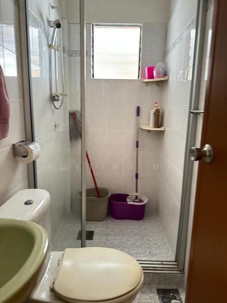 2-storey Terraced House for Rent in Taman Putri Kulai (Kulai) - Austing Ng - Bathroom - PropertyGuru.com.my