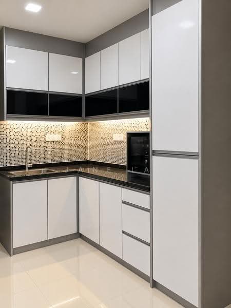 Kondominium untuk Dijual di Kiaramas Cendana - Jane Lai - Kitchen - PropertyGuru.com.my