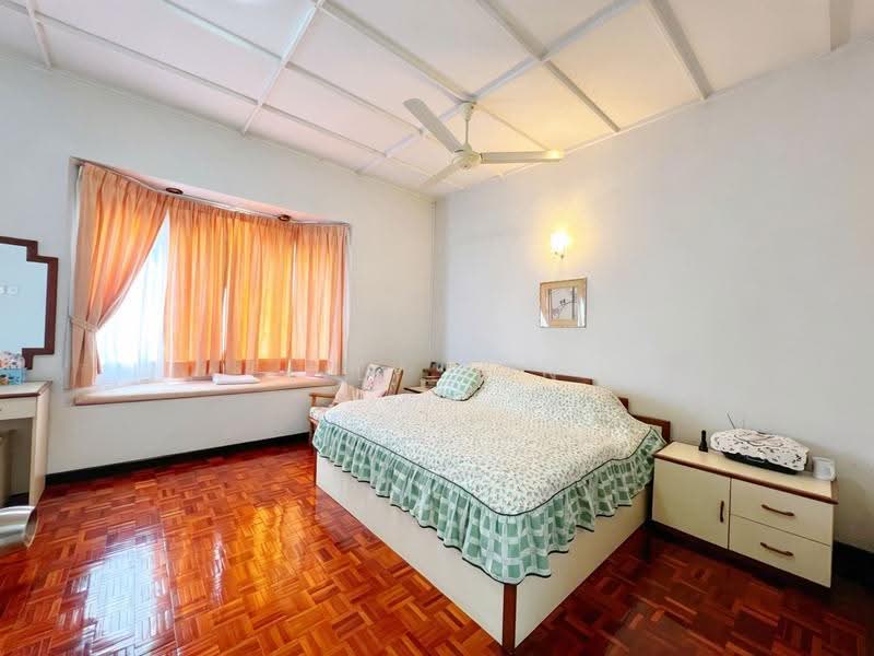 2-storey Terraced House for Sale in Taman Tun Dr Ismail (Kuala Lumpur) - Lily Tan - Bedroom - PropertyGuru.com.my
