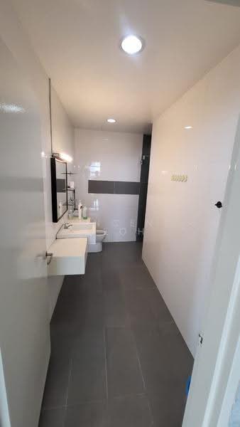 Kondominium untuk Disewa di Arte Condominium - Vincent Yeoh - Bathroom - PropertyGuru.com.my