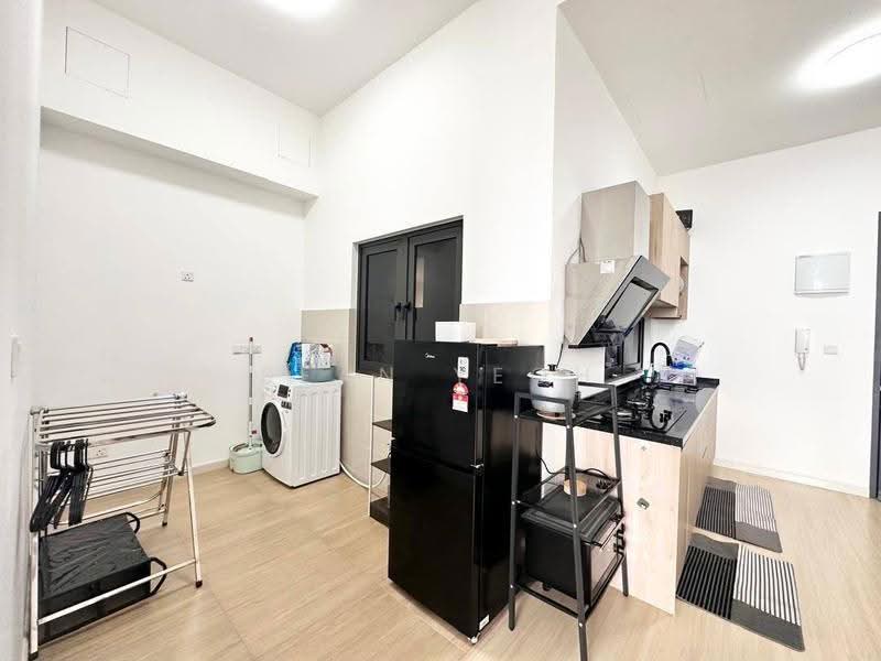 Kediaman Servis untuk Dijual di Sunway Grid Residence - Sean Yeoh - Kitchen - PropertyGuru.com.my