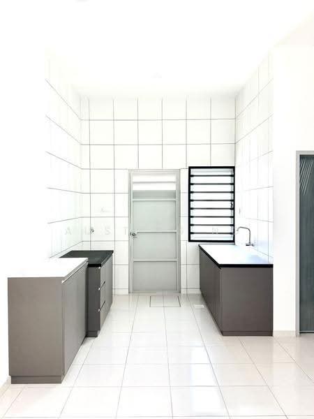 Terraced House for Rent in Johor Bahru (Johor) - Austing Ng - Kitchen - PropertyGuru.com.my