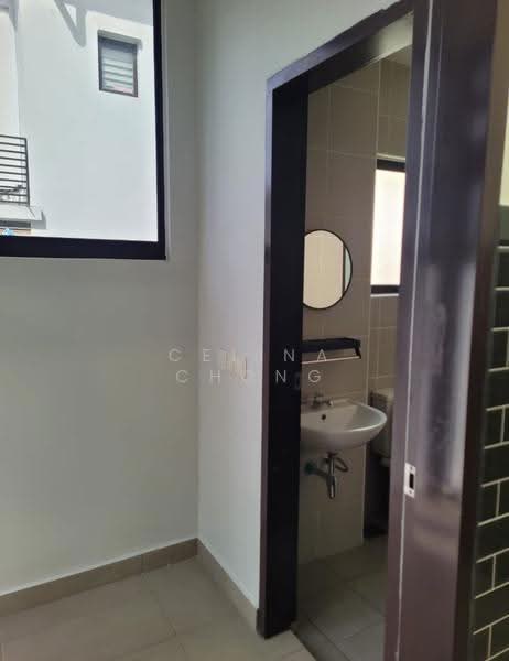 Rumah Teres untuk Disewa di Iskandar Puteri (Nusajaya) (Johor) - Celina Chong - Bathroom - PropertyGuru.com.my