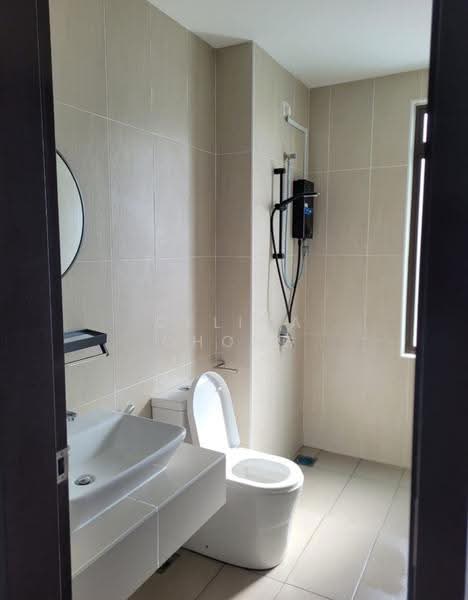 Rumah Teres untuk Disewa di Iskandar Puteri (Nusajaya) (Johor) - Celina Chong - Bathroom - PropertyGuru.com.my