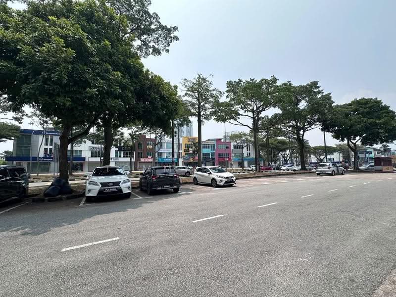 Shop for Rent in Taman Molek (Johor Bahru) - Tommy Phua - Exterior - PropertyGuru.com.my