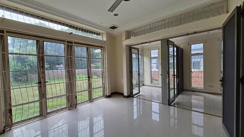 Rumah Berkembar untuk Dijual di Bukit Jelutong (Shah Alam) - Irwan Yusoff - PropertyGuru.com.my