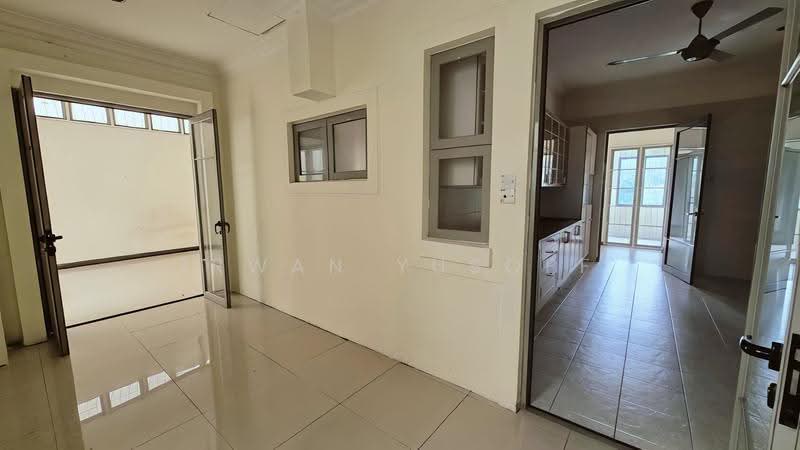 Rumah Berkembar untuk Dijual di Bukit Jelutong (Shah Alam) - Irwan Yusoff - PropertyGuru.com.my