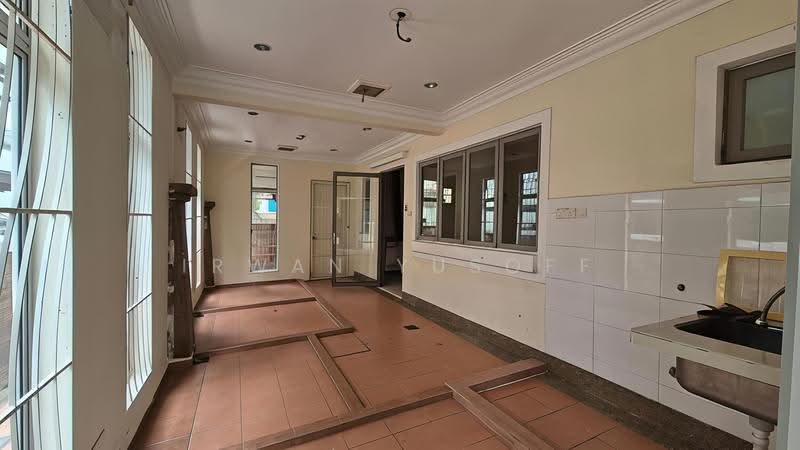 Rumah Berkembar untuk Dijual di Bukit Jelutong (Shah Alam) - Irwan Yusoff - PropertyGuru.com.my