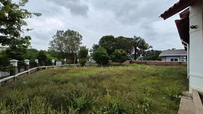 Rumah Berkembar untuk Dijual di Bukit Jelutong (Shah Alam) - Irwan Yusoff - PropertyGuru.com.my