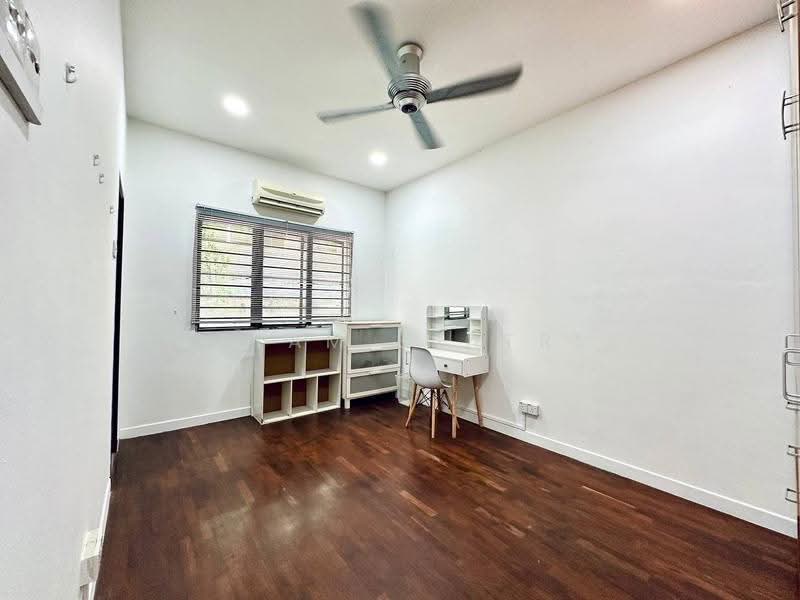 Rumah Berkembar untuk Disewa di Sungai Long (Bandar Sungai Long) - Irsyam Sjatria - Study - PropertyGuru.com.my