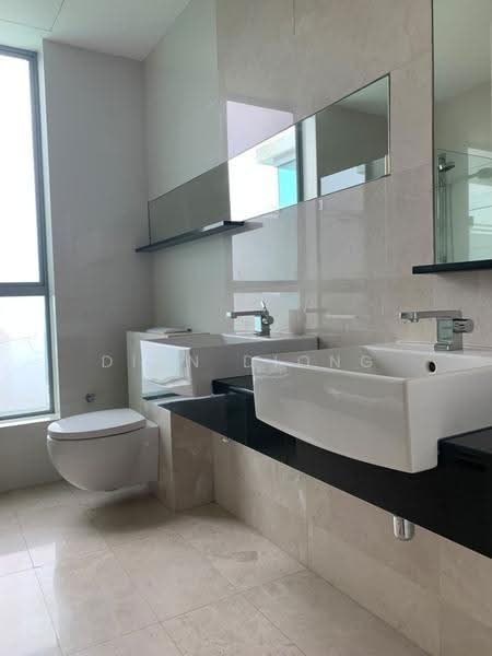 Kondominium untuk Dijual di Kiaramas Danai - Dion Diong - Bathroom - PropertyGuru.com.my