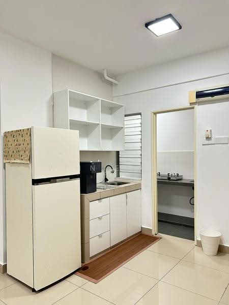 Kondominium untuk Dijual di Casa Residenza - Winnie Fam - Kitchen - PropertyGuru.com.my