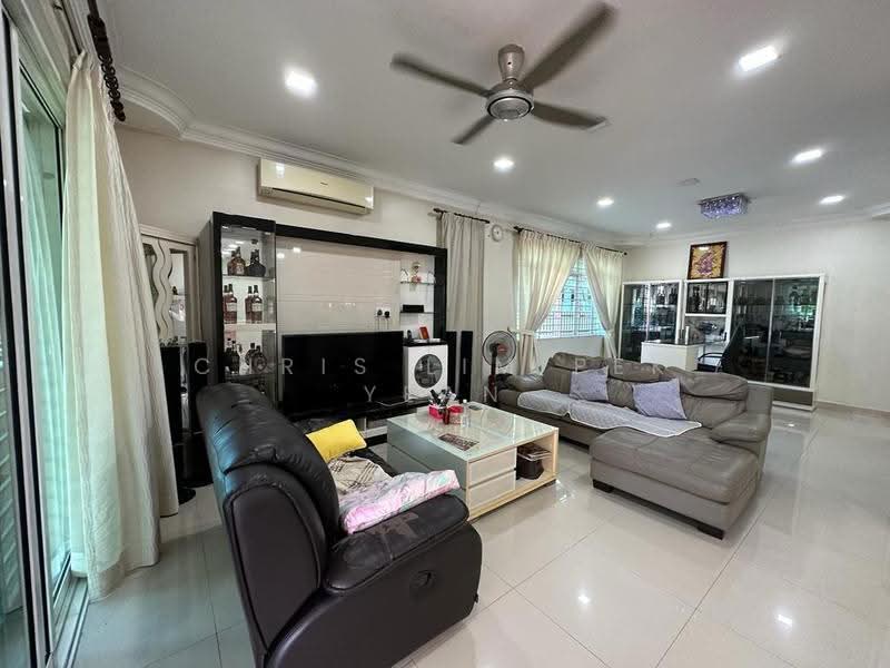 Rumah Teres untuk Dijual di Bandar Mahkota Cheras (Cheras) - Chris Lim Pek Yean - Living Room - PropertyGuru.com.my