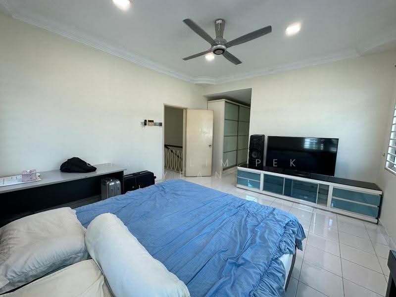 Rumah Teres untuk Dijual di Bandar Mahkota Cheras (Cheras) - Chris Lim Pek Yean - Bedroom - PropertyGuru.com.my