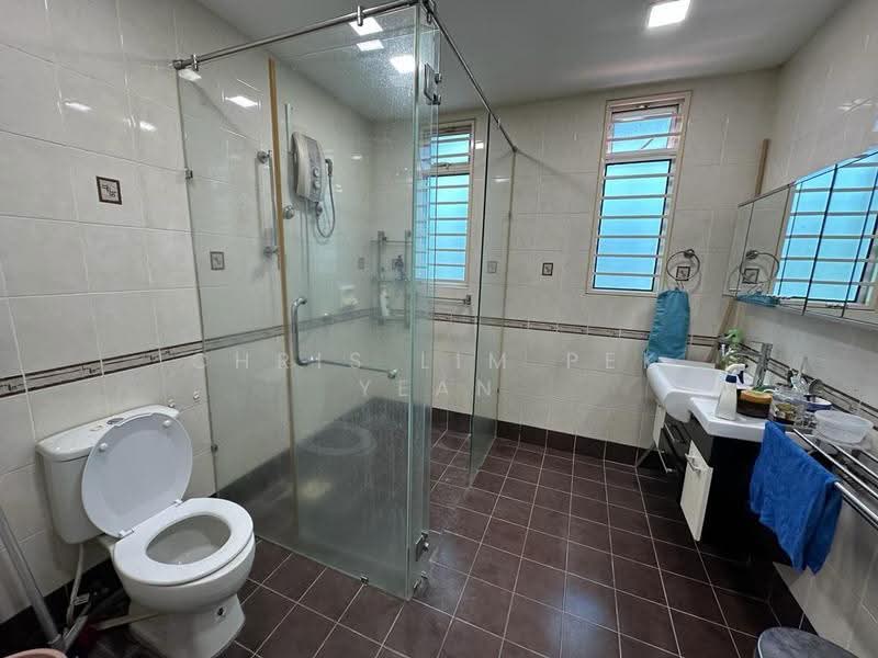 Rumah Teres untuk Dijual di Bandar Mahkota Cheras (Cheras) - Chris Lim Pek Yean - Bathroom - PropertyGuru.com.my