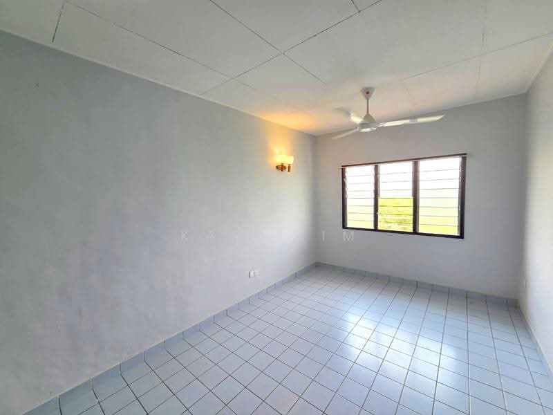 Rumah Flat untuk Dijual di Bandar Baru Permas Jaya - Karl Lim - Interior - PropertyGuru.com.my