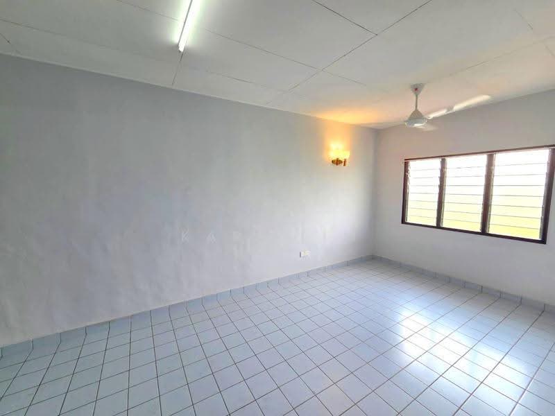 Rumah Flat untuk Dijual di Bandar Baru Permas Jaya - Karl Lim - Interior - PropertyGuru.com.my