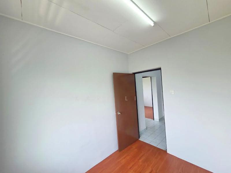 Rumah Flat untuk Dijual di Bandar Baru Permas Jaya - Karl Lim - Interior - PropertyGuru.com.my
