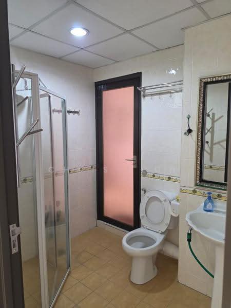 Condominium for Sale at Putra Marine Resort - Chris Teoh - Bathroom - PropertyGuru.com.my