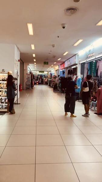 Shop for Sale in Pudu (KL City Centre) - Vincent Yeoh - Interior - PropertyGuru.com.my