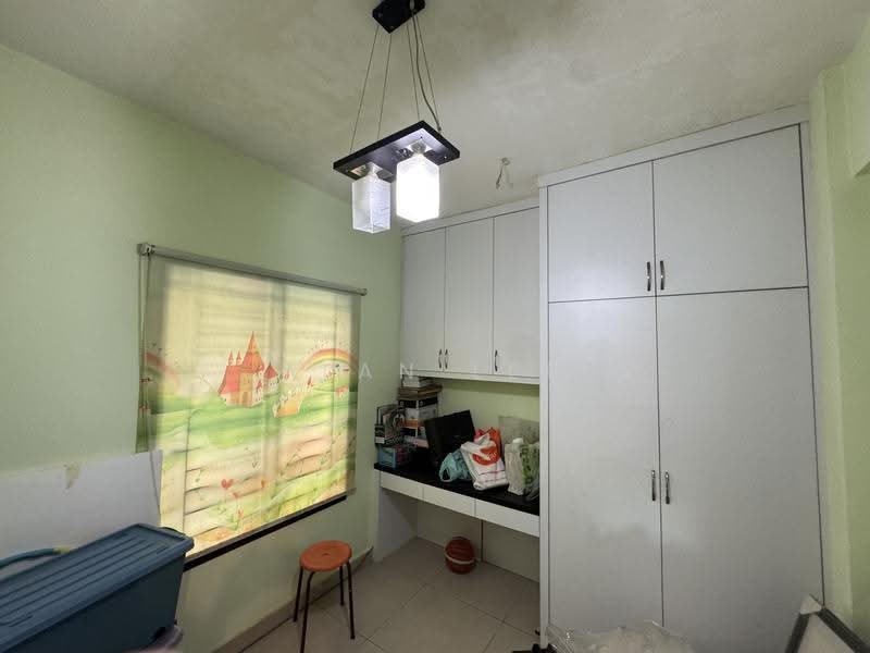 Kediaman Servis untuk Dijual di SuriaMas Suites - Alan Ler - Study - PropertyGuru.com.my