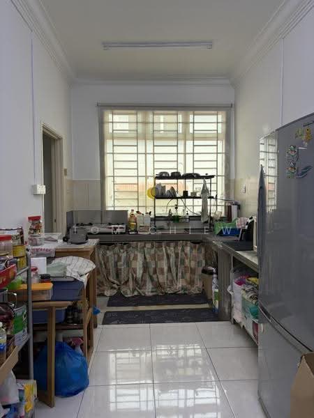 Rumah Teres 2-Tingkat untuk Dijual di Taman Johor Jaya (Johor Bahru) - Tom Chiew - Kitchen - PropertyGuru.com.my