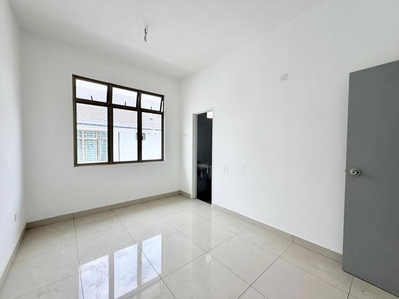 Rumah Teres 2-Tingkat untuk Dijual di Taman Mutiara Rini (Skudai) - Yik Tat - Interior - PropertyGuru.com.my